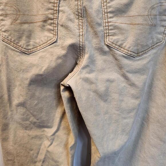 AEO Women's Tan Corduroy Mom Straight Jeans- 6 Regular - Picture 8 of 9